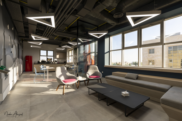 Thumbnail of AUTO DESK